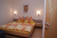 Apartment mit Balkon