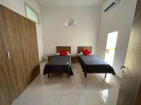 R2 Double room with shared bathroom - Ferienwohnung