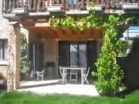 Appartement charmant à Selonnet avec piscine partagée et vue - B&B