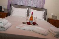 VILA SOFi - Ferienwohnung Néa Karyá