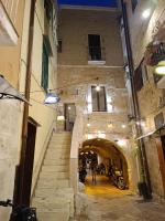 Dimora Arco Basso - Old Town - B&B