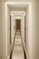Sky-High 70sqm Penthouse w. Stunning Views - 05 - B&B La Canea