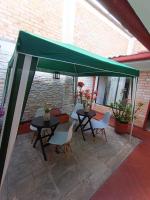 Hostal Amanari - B&B