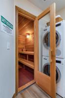 The Alpenhaus | Mountain Haven near White Pass - B&B Packwood