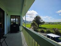 Hot Water Beach Farm Stay - B&B Whenuakite