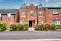 Spacious 6-bedroom house - 3 parking spaces - Superfast Wi-Fi - Close to M5 - Long-stay rates! - B&B