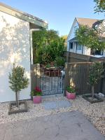 Kingfisher Spacious Private Studio - Reserve & Wetlands - B&B Mapua