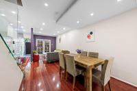 2BR House near Fish Market, Darling Harbour & ICC & CBD - Chambres d'hôtes Sydney