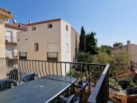 F3 en centre-ville de Banyuls avec terrasse - FR-1-309-58 - Bed and Breakfast Banyuls de la Marenda