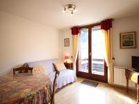 Charmant F2 avec balcon ouest, parking et ascenseur, à 650m des thermes et commerces, classé 2 étoiles** - FR-1-415-7 - B&B