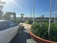 Frente al Mar Servicio de Playa Playa Mansa A pasos de Gorlero y Puerto Garage Limpieza diaria - B&B Punta del Este