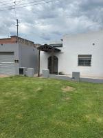 Alquiler temporario Casa 532 - B&B Quequén