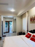 Queen Room with Balcony