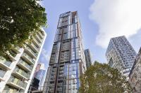 Large 2 Bedroom Apartment London Canary Wharf with great Transport Links - B&B
