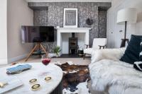 Rosemount X3 Bed Townehouse with Hot Tub & Parking, Central Windermere - Ridgestone - B&B Windermere