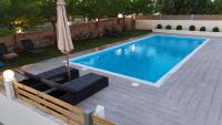 Helvetia Luxury Pool Villas - B&B