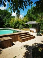Studio de charme en Provence, piscine et jacuzzi partagés - B&B