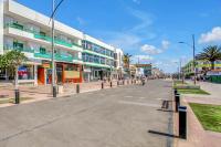 NEW! IDEAL FLAT FOR GROUPS TO WORK or SURF - Bed and Breakfast Corralejo