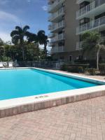 Beachfront Lovers Key - B&B