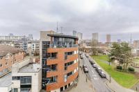 Central 2Bed,2Bath, Balcony Apartment Near New Street, Mailbox & Canals at Skyline Apartments - B&B Birmingham