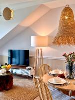 Rezydencja Niechorze MORSKIE WIDOKI 313 z Basenem i SPA - 5D Apartments - Chambres d'hôtes Niechorze
