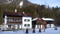 Ferienwohnung Stricker - B&B Obertraun