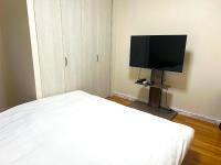 Official TRhouses 和居 東錦1F 15 minutes to Shinsaibashi, Kuromon Market and Namba - B&B