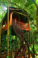 The Hidden Treehouse - Bed and Breakfast Massalapitiya