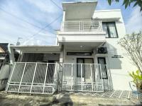 Omah Mamamia Homestay Jogja - Bed and Breakfast