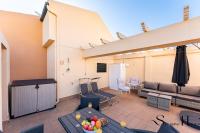 Mountain Views, Pool & Rooftop, Cozy 2BR for 6 - B&B Fuengirola