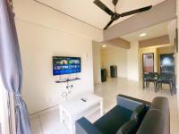 One-Bedroom Apartment with Balcony