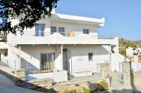 Niriis Sea View Studio Melite Batsi - Bed and Breakfast Batsíon