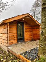 1-Bed Log Cabin in Parc Pen y Bryn Sleep 2 3 - B&B Derwen