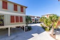 Bottlenose Beach House - B&B Gulf Shores