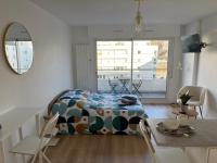 Joli studio cozy, balcon, Cité des Congrès, Gare Sud - B&B Nantes