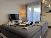 Appartement Confortable avec Terrasse à 5 Min du Centre, Navette Ski Gratuite ! - FR-1-548-34 - Chambres d’hôtes