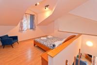 Apartment mit Balkon