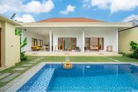 Lasterra - New Stylish Villa with Huge Pool - Steps from the Beach & Ultimate Luxury - B&B