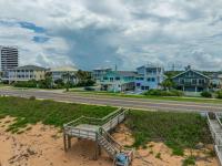 Flagler Beach! 1-BR Condo with Ocean Views, King Bed & Outdoor Shower - B&B Flagler Beach
