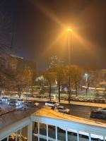 Светлая, уютная квартира в стратегическом районе - Bed and Breakfast Almaty