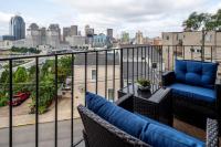 Mt Adams, Stellar Views, Wifi&Lux Beds, Parking - B&B Cincinnati