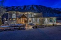 $5M Luxury Waterfront Villa - 14 MI to Aspen - B&B Snowmass