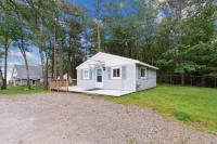 1BR Lakefront Cottage - Perfect for Two - B&B