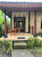 Deluxe Double Room (2 Adults + 1 Child)