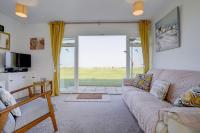 Tigh-Na-Mara by Winterton Cottages - Bed and Breakfast