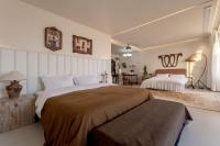 Deluxe Family Suite
