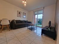Beau soleil - Résidence avec Parking et piscine - Proche airport - Ferienwohnung
