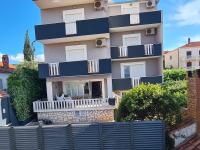 Apartmani Meri - B&B