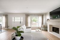 Charming Hollywood Bungalow with Private Parking - B&B Los Angeles