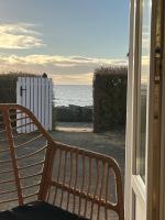 Maison sur la plage , pour vivre des vacances iodées " La Bastille" - B&B